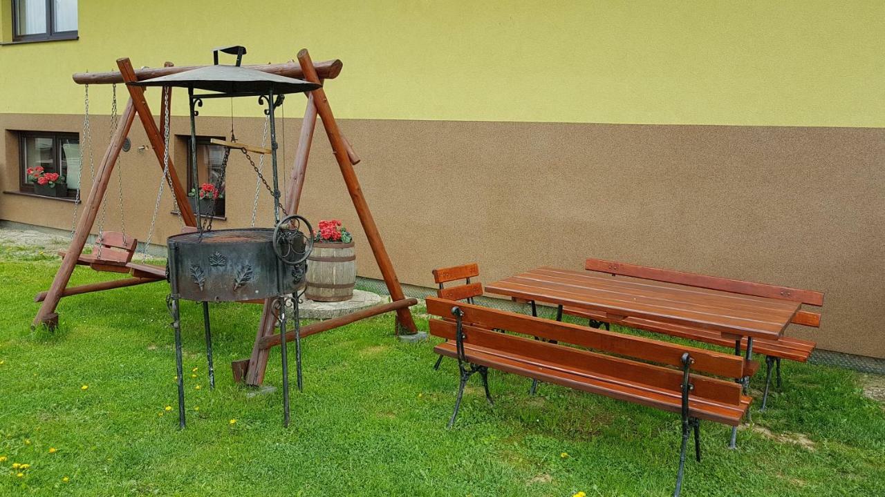 Agroturystyka Jedrus - Nocujac U Nas Otrzymasz 20 Procent Znizki Na Termy Goracy Potok I Szaflary Ngoại thất bức ảnh